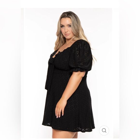 CURVY SENSE PLUS SIZE JENNI EYELET FLARE DRESS - BLACK - Picture 3 of 4